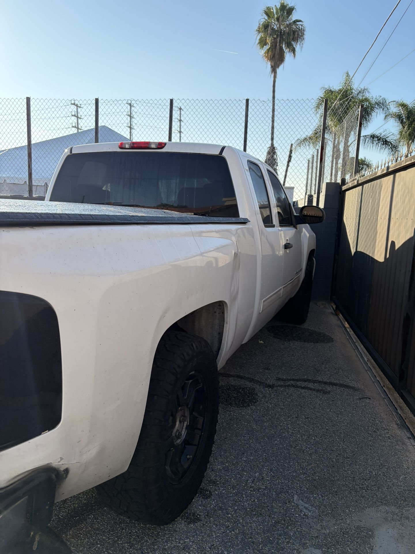 Chevy Silverado Clean Tile