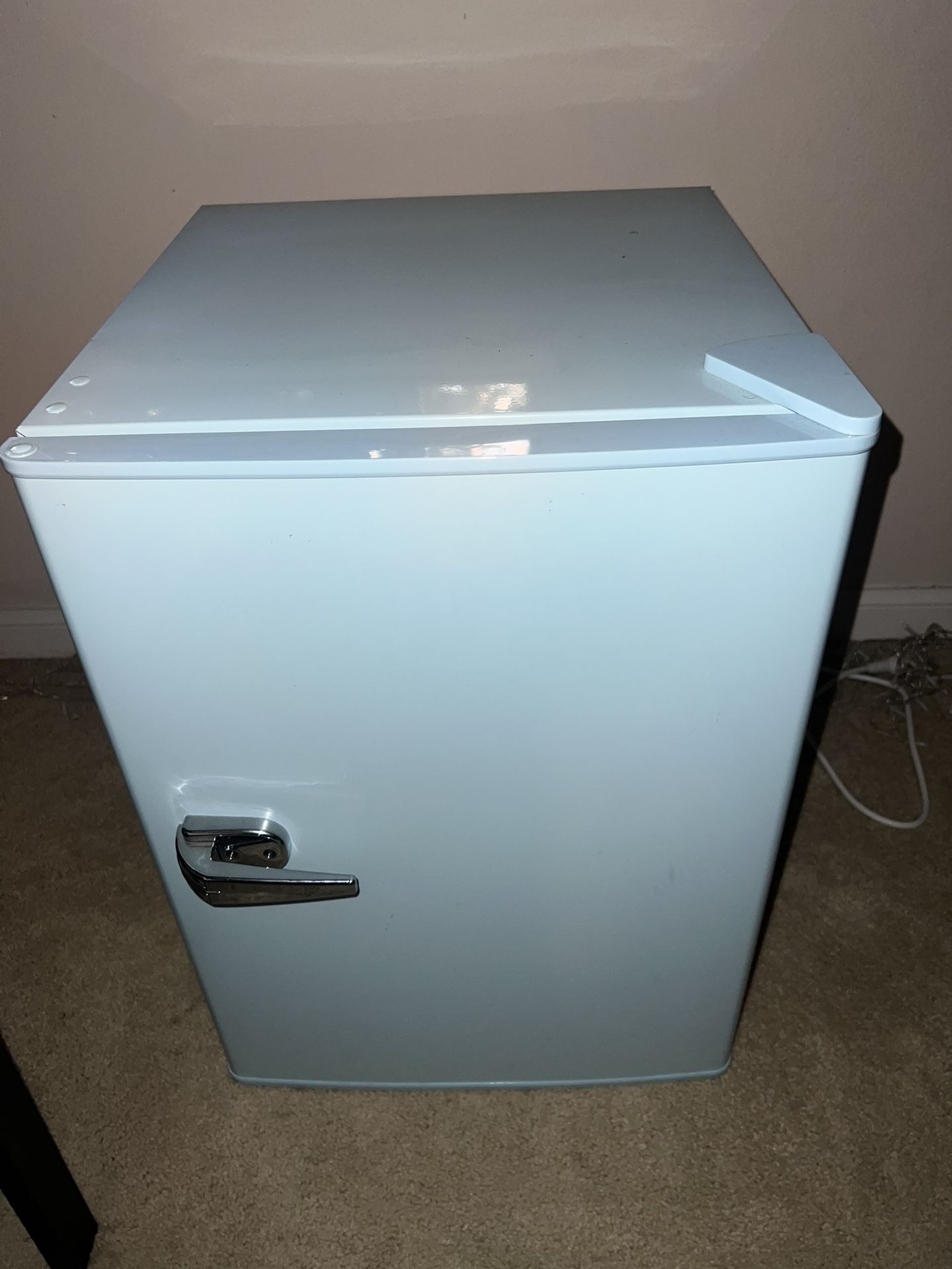 Insignia Retro Mini Fridge