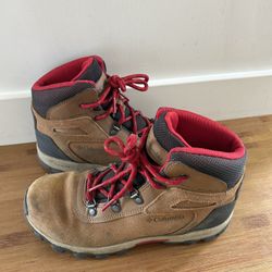 Columbia youth Hiking Boots 