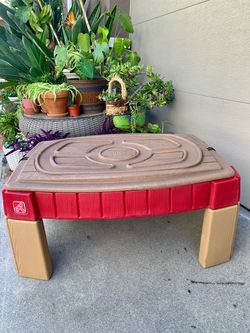 Step2 Kids Sand and Water Table