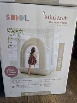 SMOL Mini Arch Bounce House