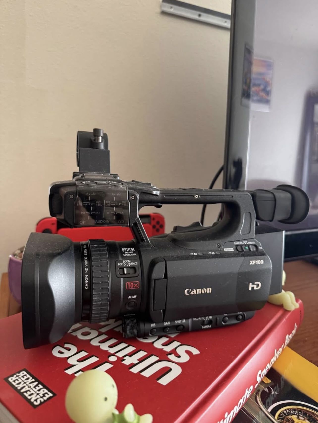 Canon XF-100 HD Camcorder