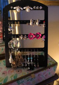 Earring Stand