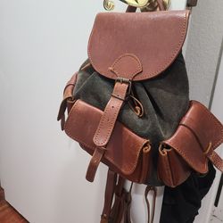 Handmade (M-Size) Leather Backpack