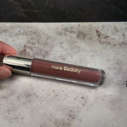 Rare Beauty Glossy Lip Balm
