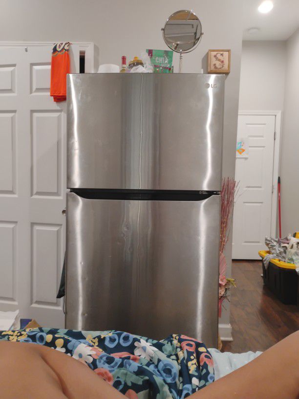 L G Stainless Steel Refrigerator 
