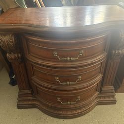 Set of 2 side dresser nightstands