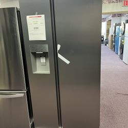 Black Friday Deal! Refrigerator, 36” W 29 Cu.ft Side By Side Fridge