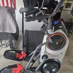 Bowflex M5 Elliptical 