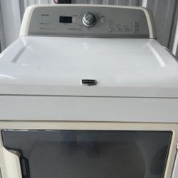 🔥 Maytag Bravos Dryer – Excellent Condition – FREE Delivery & Installation Included