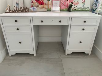 White Wooden Desk / Vanity with Storage Drawers – Farmhouse Style