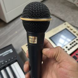 Microphone 🎤 
