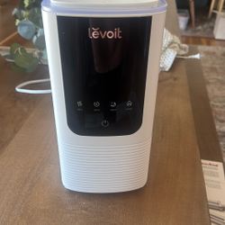 Levoit Humidifier – Warm & Cool Mist | Excellent Condition