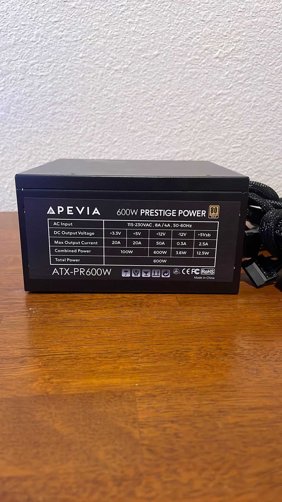 600 Watt Power Supply