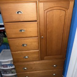 Kids Wardrobe 