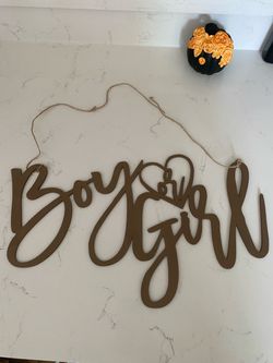 Boy or girl gender reveal sign