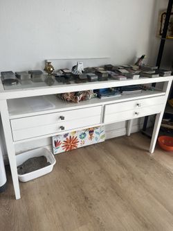 White Desk