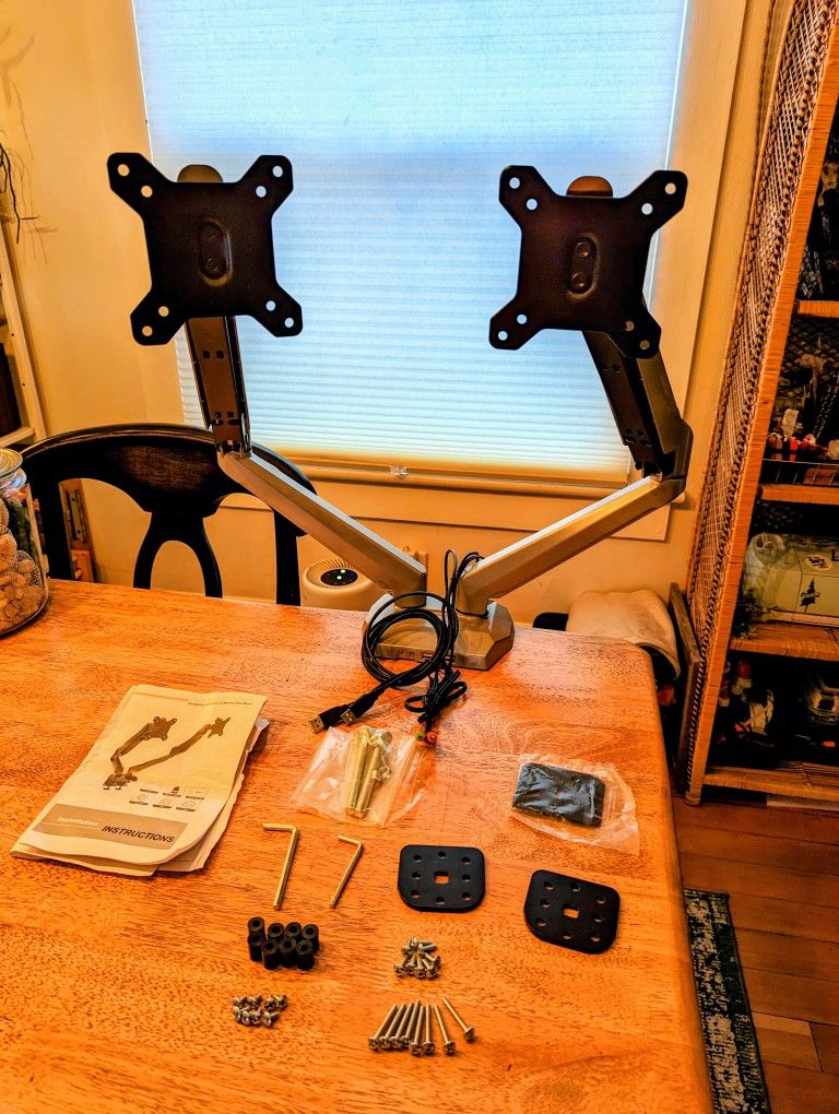 dual monitor desk mount w/ laptop tray