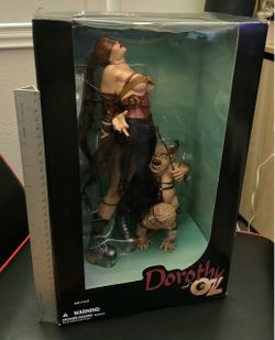 McFarlane Toys Twisted Land of Oz Dorothy 12-Inch Action Figure