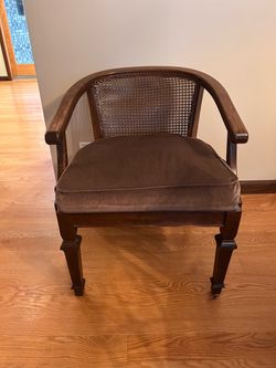 Free Chair