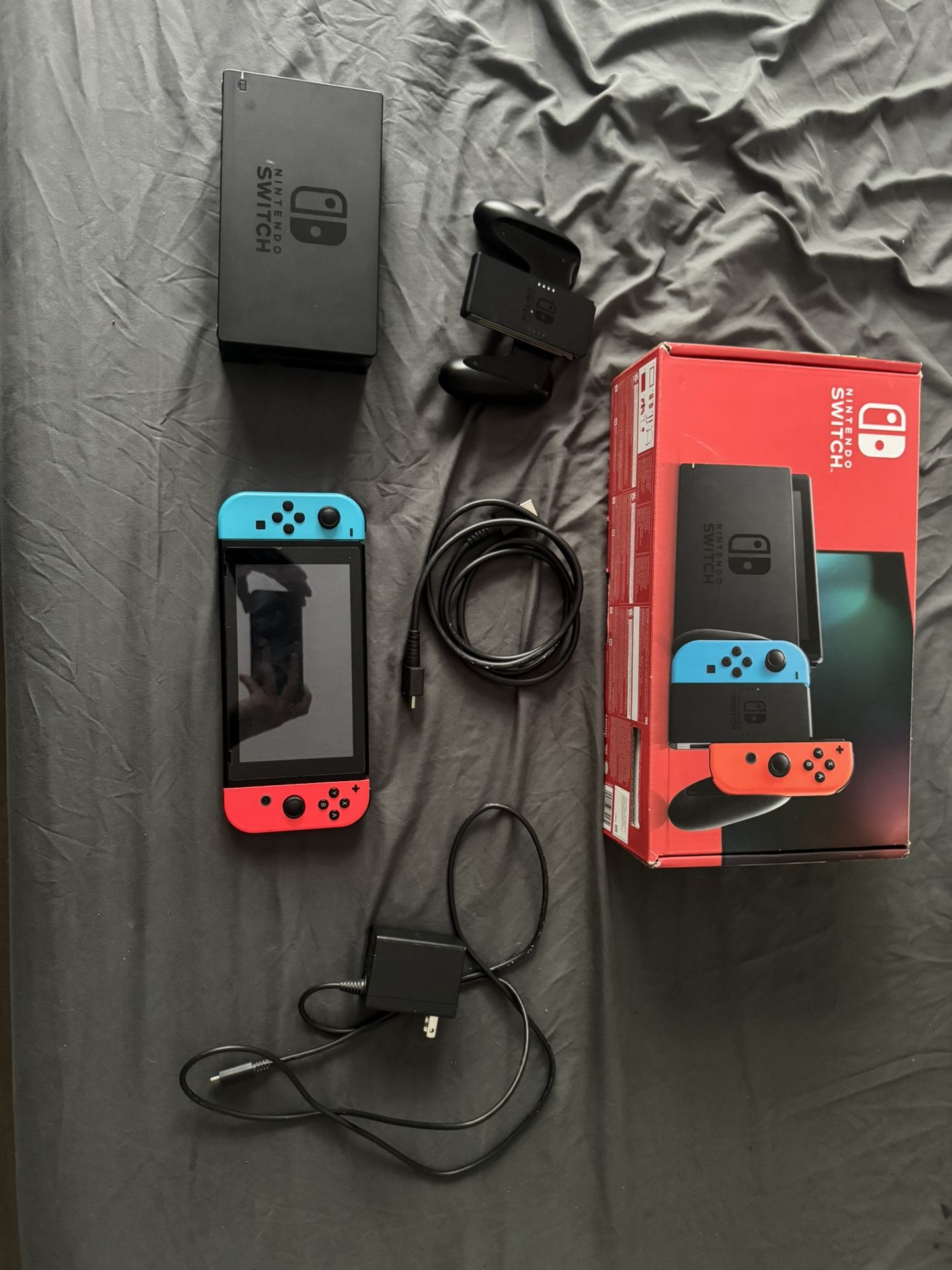 Nintendo Switch 