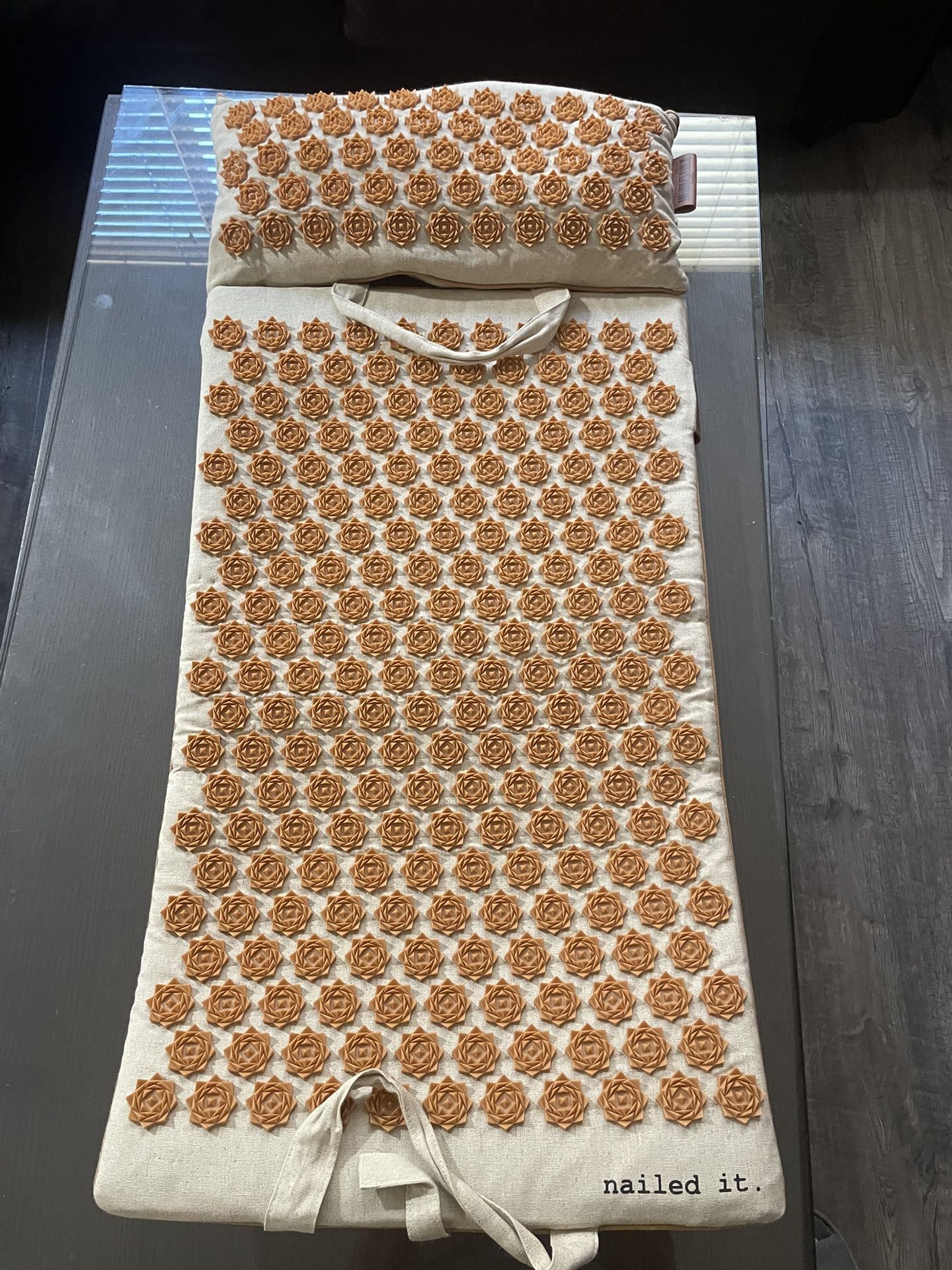 Acupressure Mat and pillow with heat function