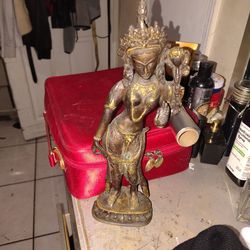 Tara statue