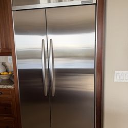 Kitchen aid refrigerator