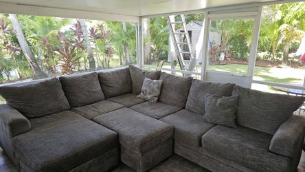 Sectional couch