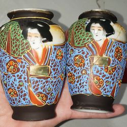 Small oriental asian chunky geisha hand painted vases fair condition 