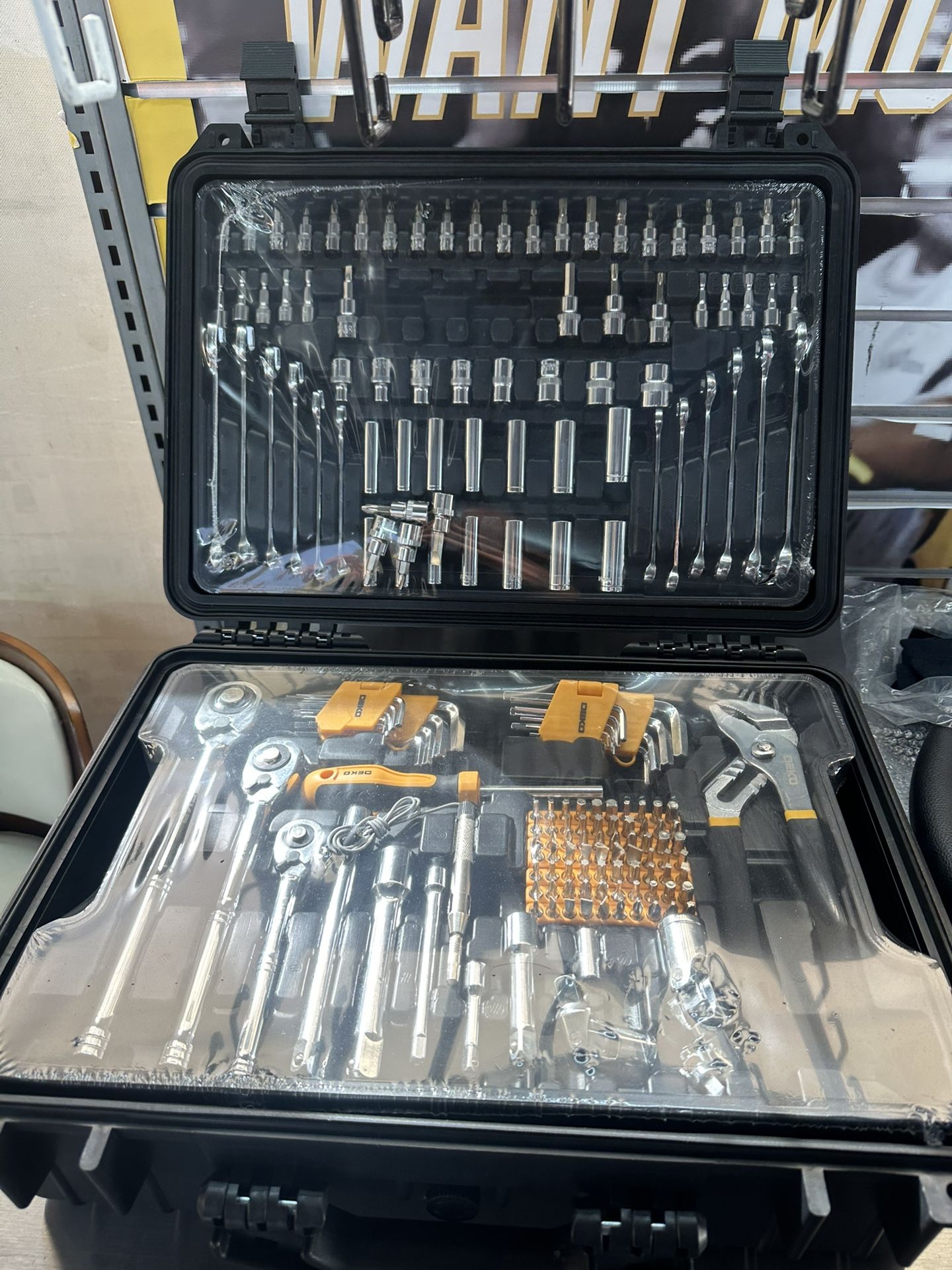 234pc Deko Tool Set Brand New 