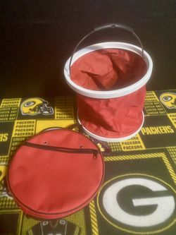 Presto Bucket 2.9 gallon Collapsible Bucket.