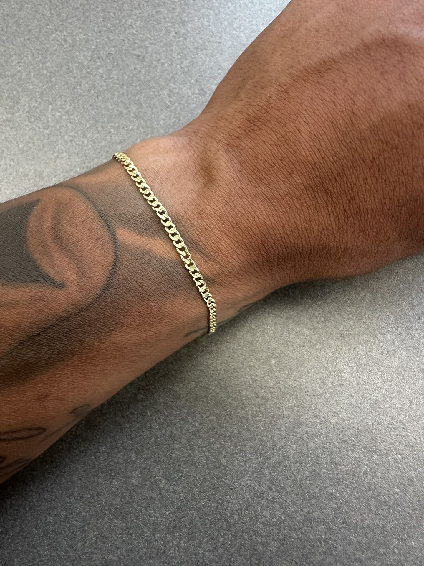14k Gold Cuban Link Bracelet!