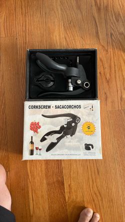 Corkscrew wine bottle opener