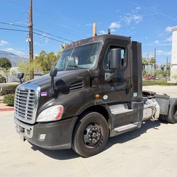 2016 Freightliner Cascadia