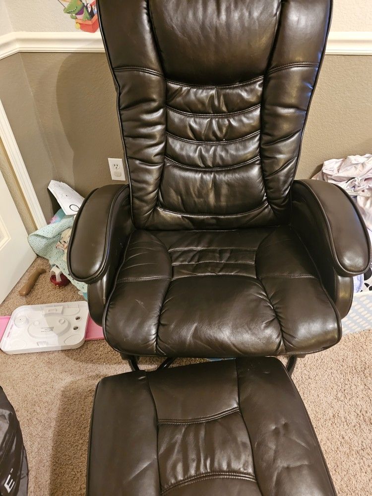 Gliding Recliner