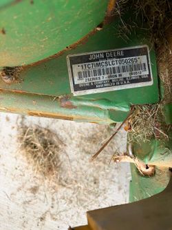John Deere 997  lawn mower
