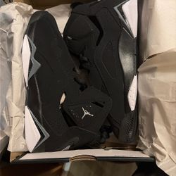 Jordan True Flights 6y