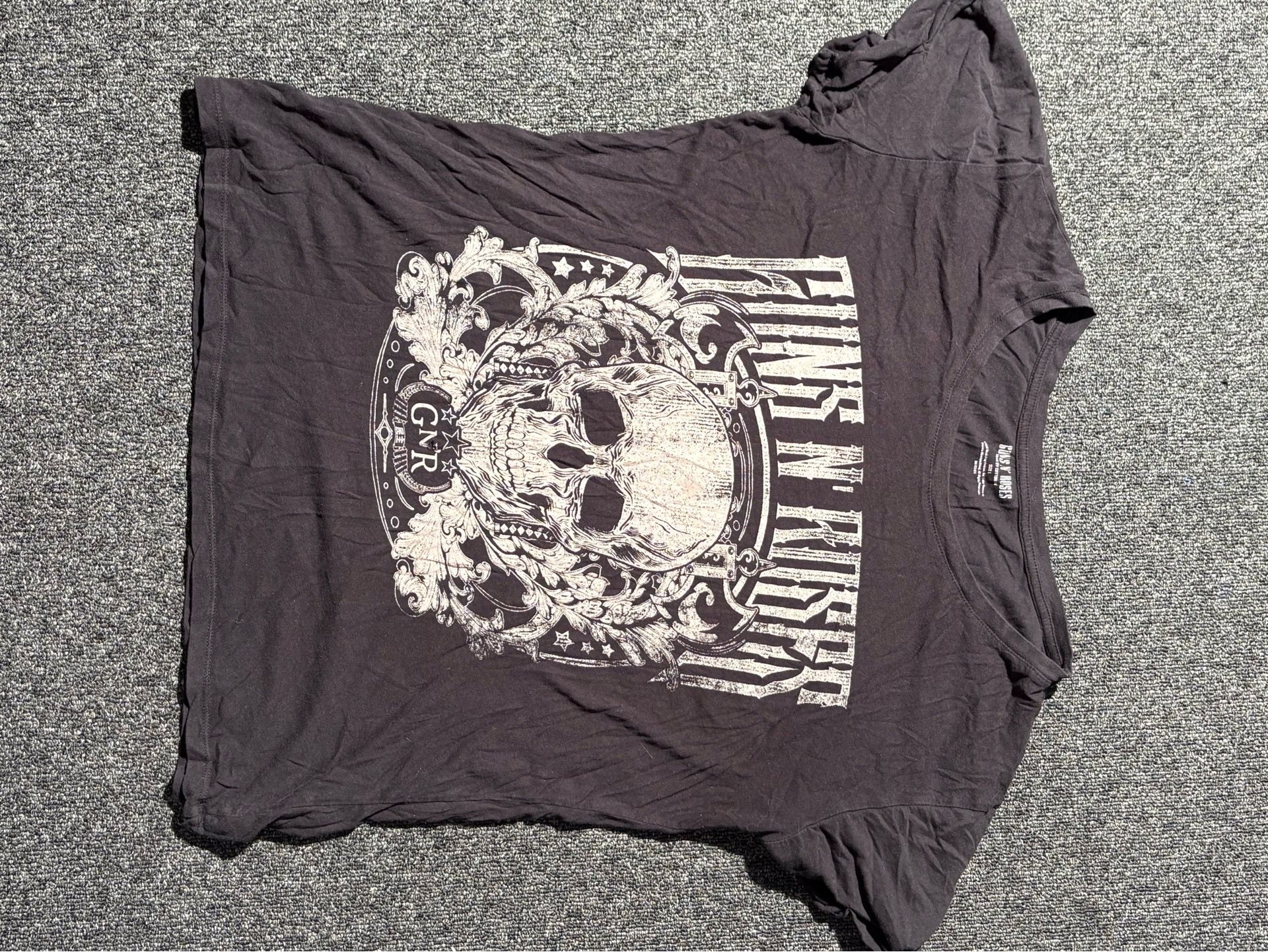 Woman’s Guns N Roses T-Shirt