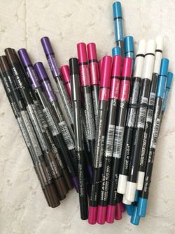 MAKEUP SALE! 2/$3