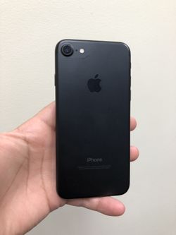 iPhone 7 128GB Factory Unlocked