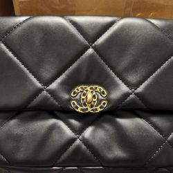 chanel tote used