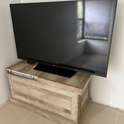 Samsung 55 Inch Lcduhd Tv With Storage Bin Please Read 