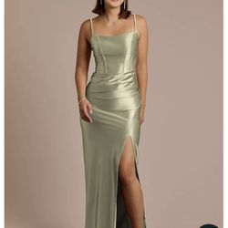David’s Bridal Bridesmaid Dress 