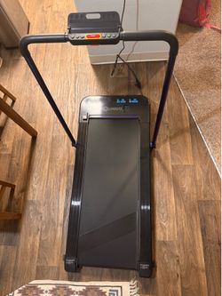 Foldable treadmill