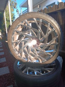 22's 5X115 Fits Chrysler 300