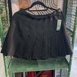 Target, wild fable, size medium pleated skirt, zipper side, and button top