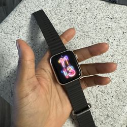 Apple Watch SE Gen 2 44m
