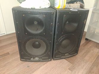 B-52 LIVE CONCERT SPEAKERS
