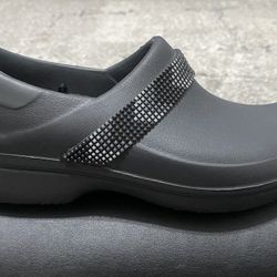 Crocs Women's Neria Pro II Embellished Slip-Resistant Work Clogs Size 7
